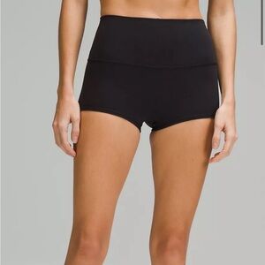 Lululemon align booty shorts in black